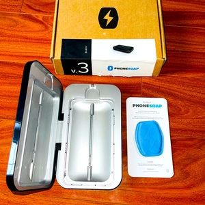 Phonesoap Smartphone UV Sanitizer and Charger